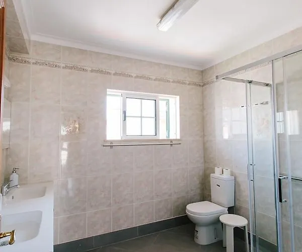 Nvidas * פיגואיירה דה פוז