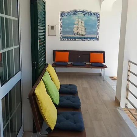 Nvidas בית הארחה פיגואיירה דה פוז